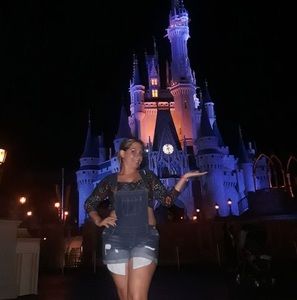 Meet your Posher, Mayerllyn